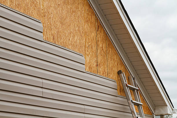 24/7 Emergency Siding experts in Huntsville, OH